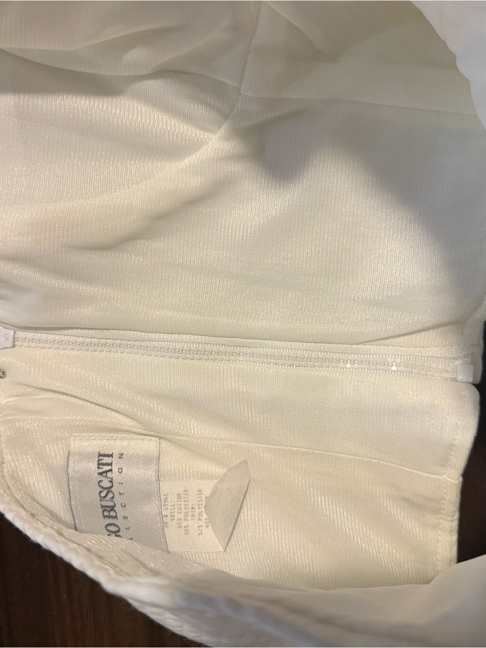 Hugo Buscati White Two Piece Set - Picture 4 of 5